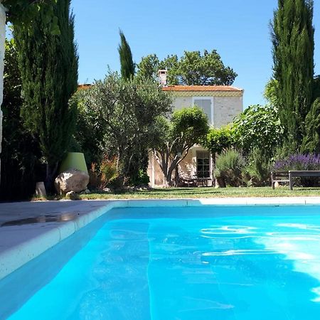 Le Mas Du Chemin : Mas Typique Des Alpilles Paradou Exteriör bild
